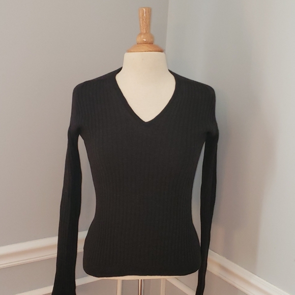 Banana Republic Italian Merino sweater - Picture 1 of 5